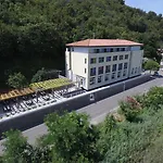 Oleander - Oleander סטרוניאן